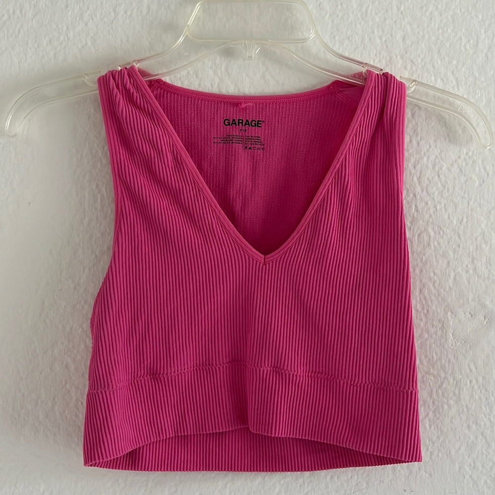 GARAGE hot pink seamless top
